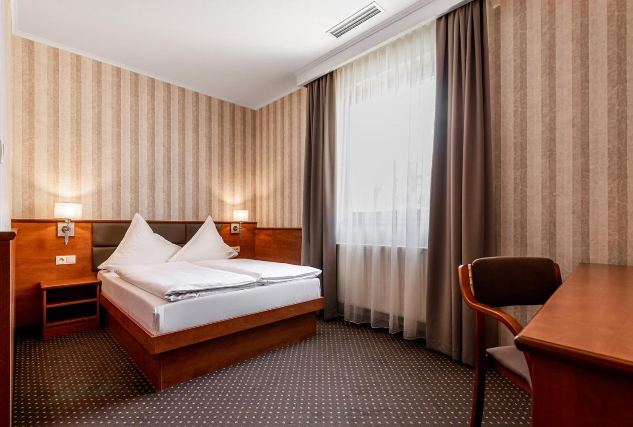 Hotel Premium Bacero 3*